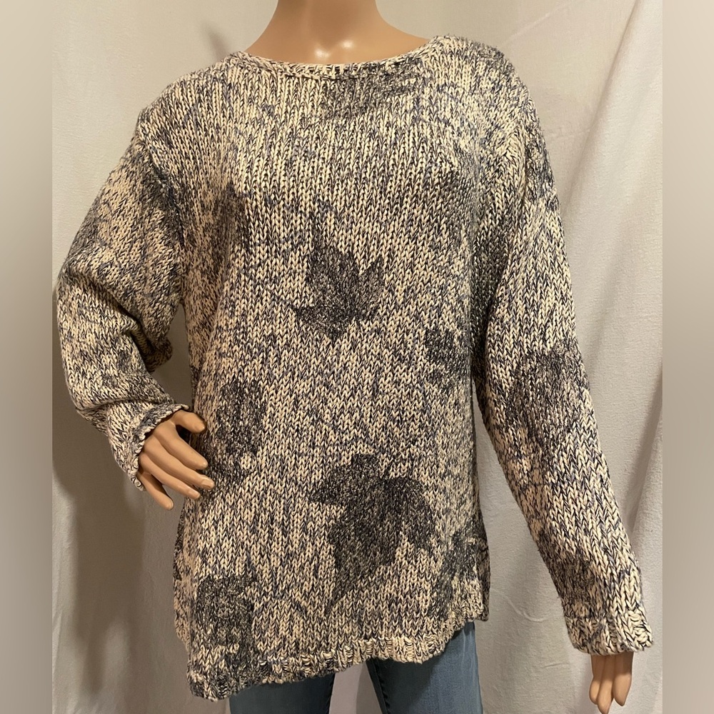 Coldwater Creek Blue and Cream Leaf Design Crew Neck Sweater